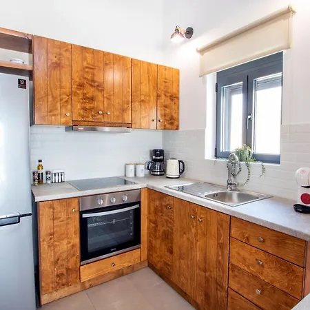 וילה Cato Agro 3, Seafront With Private Pool *