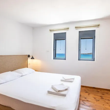 Cato Agro 3, Seafront With Private Pool