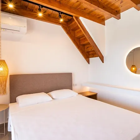 וילה Cato Agro 3, Seafront With Private Pool