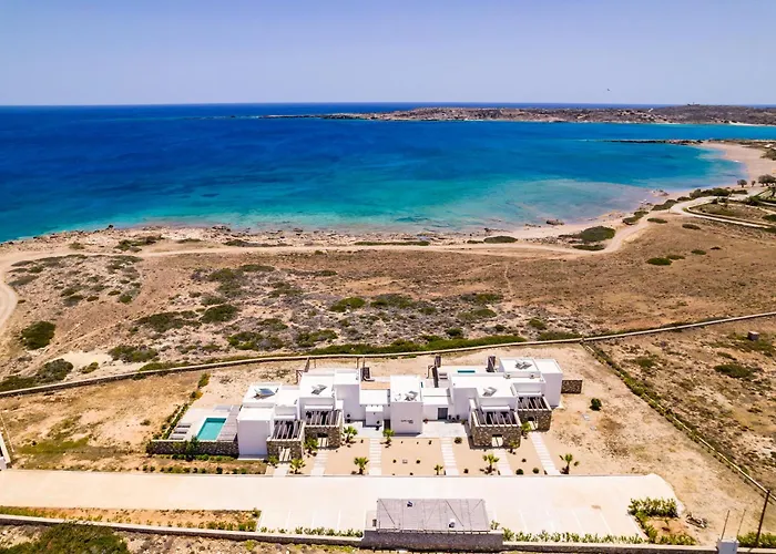 Cato Agro 3, Seafront With Private Pool *