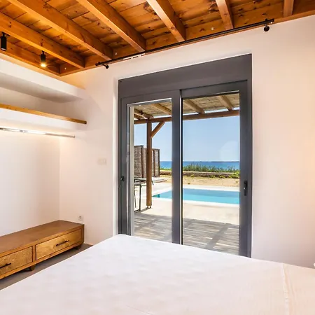 Cato Agro 3, Seafront With Private Pool * Afiartis