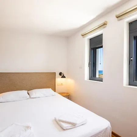Villa Cato Agro 3, Seafront With Private Pool *