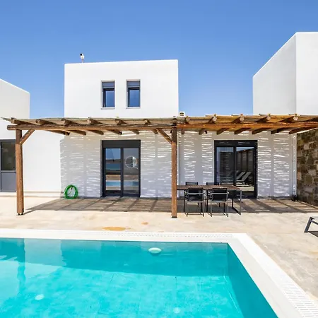 Cato Agro 3, Seafront With Private Pool