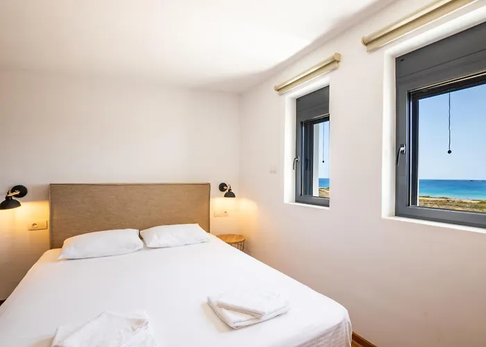 فيلة Cato Agro 3, Seafront With Private Pool *